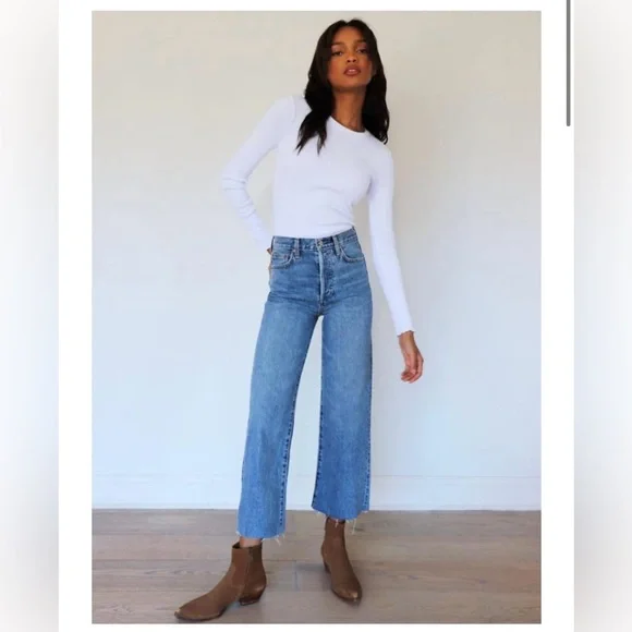 Aritzia Denim Forum The Farrah High Rise Wide Leg Jean, Size 26 - Picture 2 of 8